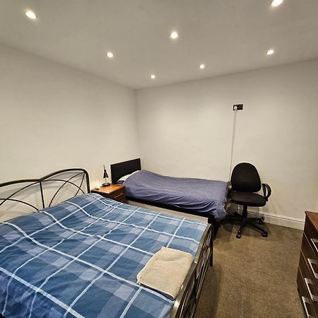 Monyhull Homestay - Near City Centre Kingsheath Nia Nec Bhx برمنغهام المظهر الخارجي الصورة