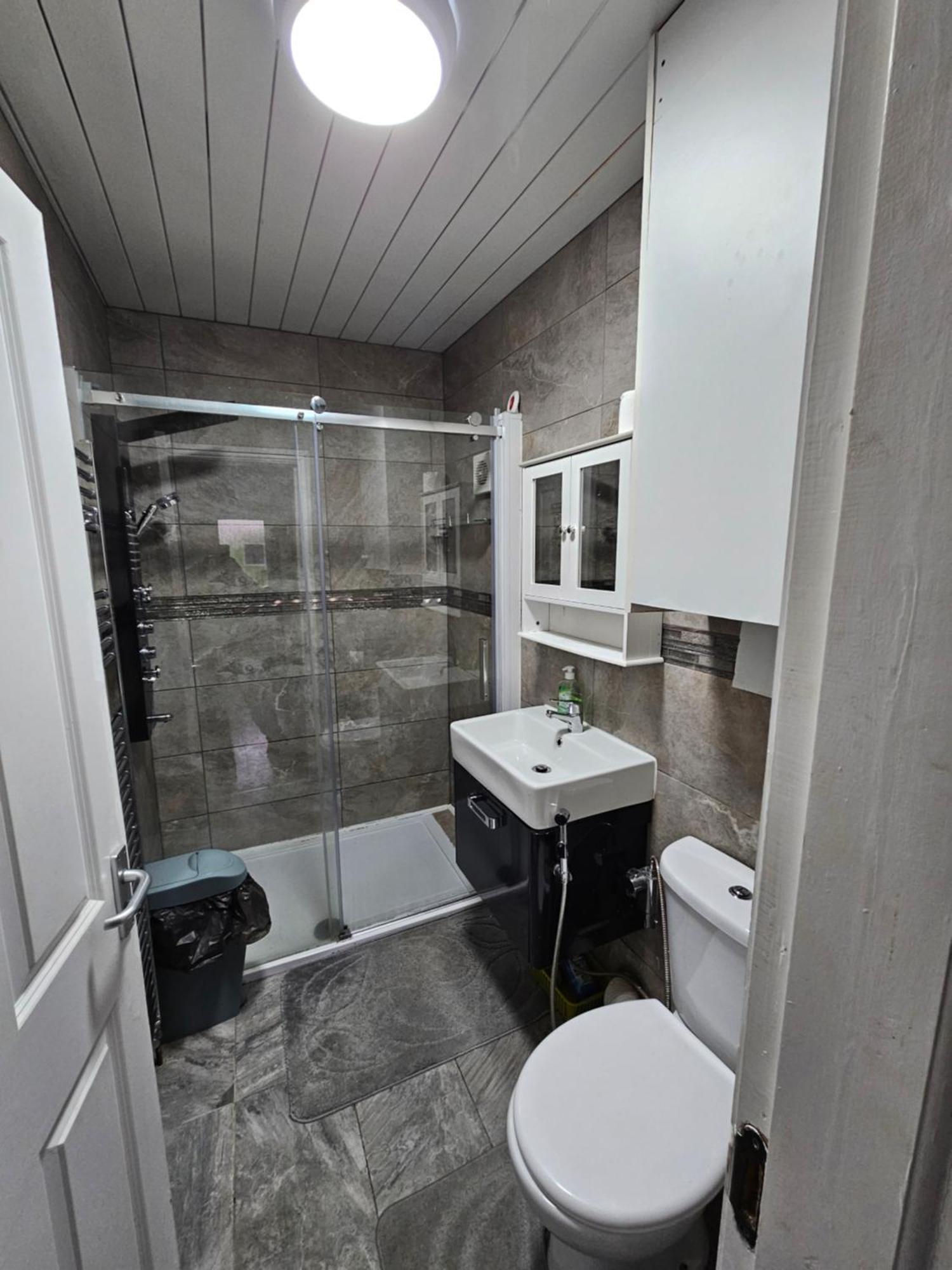 Monyhull Homestay - Near City Centre Kingsheath Nia Nec Bhx برمنغهام المظهر الخارجي الصورة