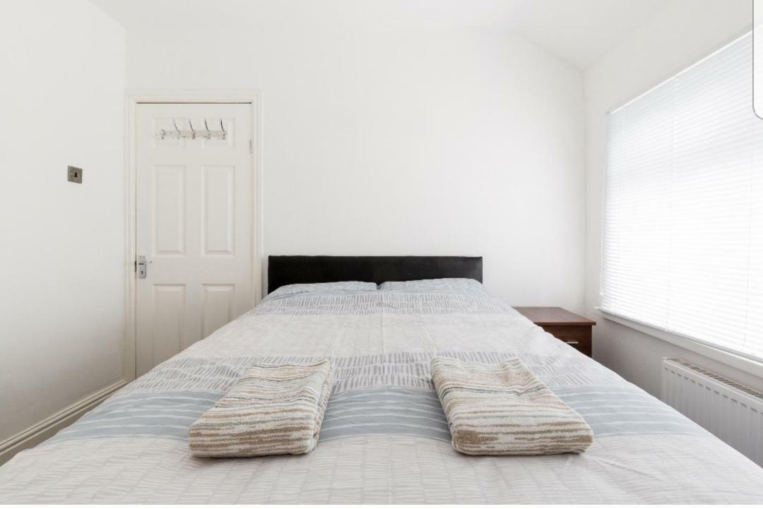 Monyhull Homestay - Near City Centre Kingsheath Nia Nec Bhx برمنغهام المظهر الخارجي الصورة